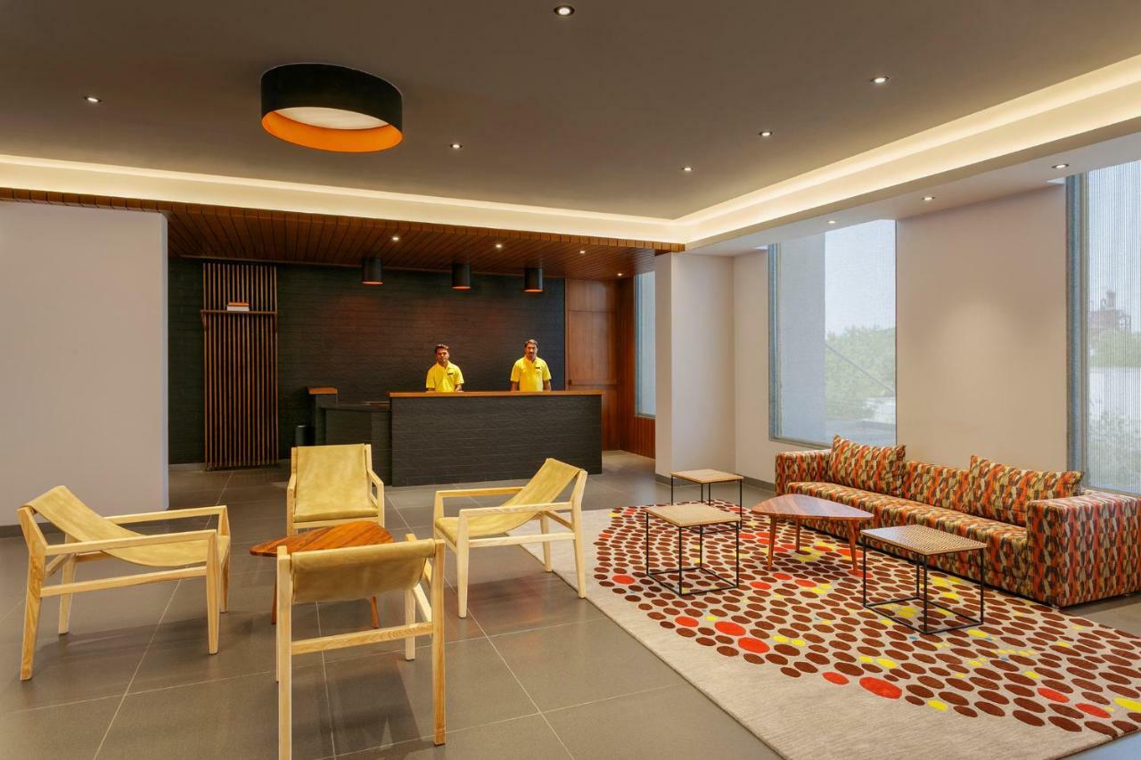 Ginger Sanand Hotel Exterior foto